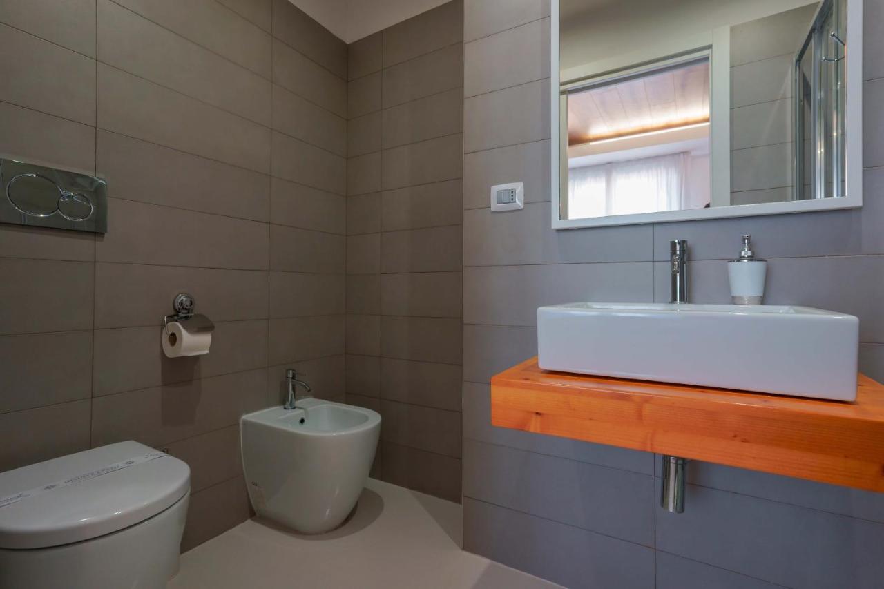 Lumiere Rooms - Eja Sardinia Cagliari Buitenkant foto