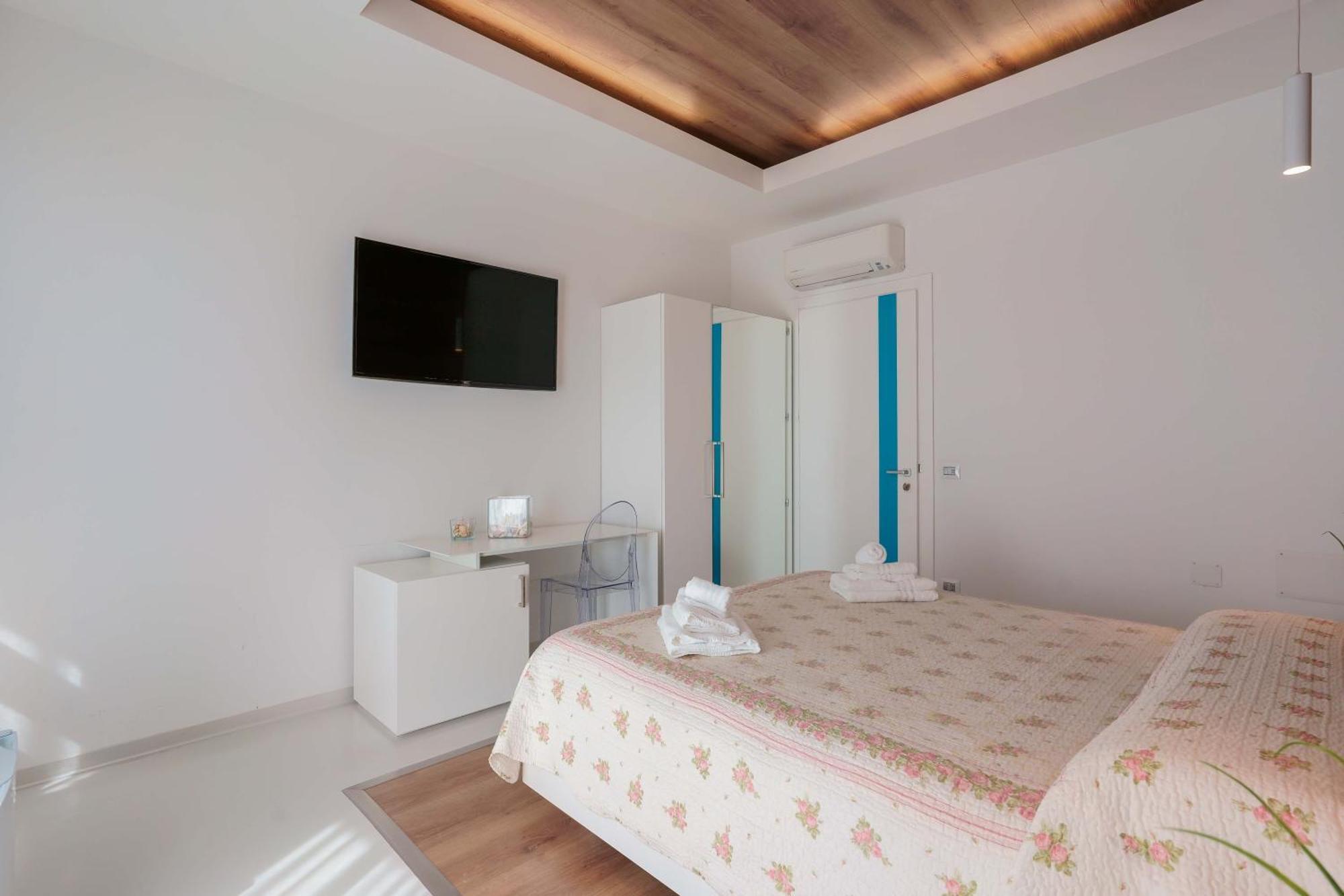 Lumiere Rooms - Eja Sardinia Cagliari Buitenkant foto
